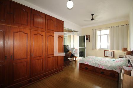 Casa de condomínio à venda com 251m², 4 quartos e 2 vagasQuarto 1 - Suíte