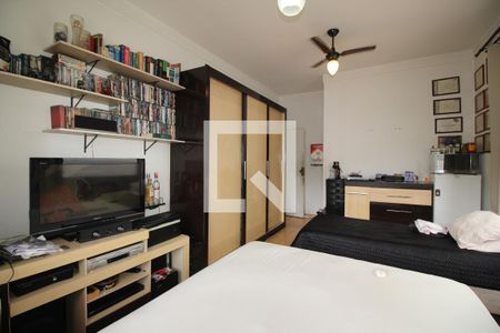 Casa de condomínio à venda com 251m², 4 quartos e 2 vagasQuarto 3 - Suíte