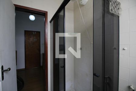 Casa de condomínio à venda com 251m², 4 quartos e 2 vagasQuarto 2 - Banheiro da Suíte