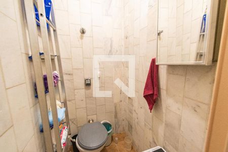 Apartamento à venda com 88m², 2 quartos e sem vagaBanheiro de serviço
