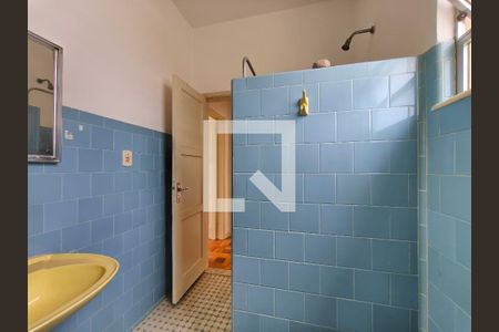 Apartamento à venda com 60m², 2 quartos e sem vaga Apartamento à venda com 60m², 2 quartos e sem vagaBanheiro Corredor