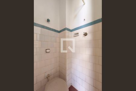 Apartamento à venda com 60m², 2 quartos e sem vaga Apartamento à venda com 60m², 2 quartos e sem vagaBanheiro de serviço