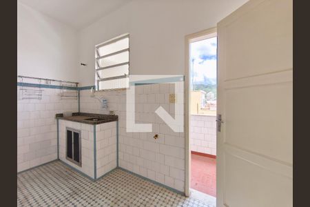 Apartamento à venda com 60m², 2 quartos e sem vaga Apartamento à venda com 60m², 2 quartos e sem vagaCozinha