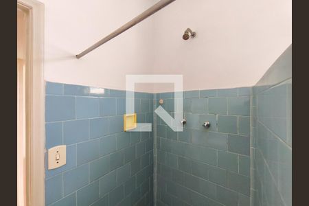 Apartamento à venda com 60m², 2 quartos e sem vaga Apartamento à venda com 60m², 2 quartos e sem vagaBanheiro Corredor