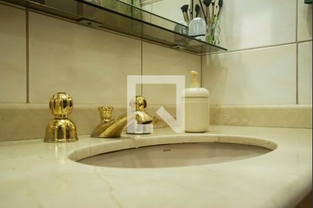 Apartamento à venda com 124m², 4 quartos e 3 vagasBanheiro da Suíte