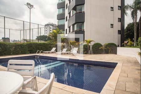 Apartamento à venda com 124m², 4 quartos e 3 vagasÁrea comum - Piscina