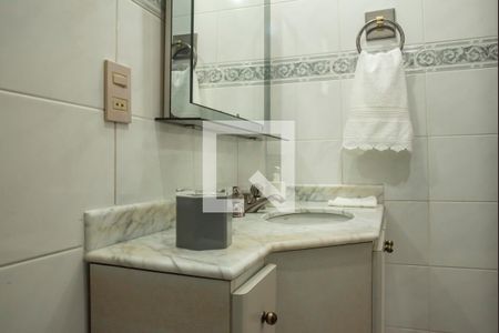 Apartamento à venda com 124m², 4 quartos e 3 vagasBanheiro