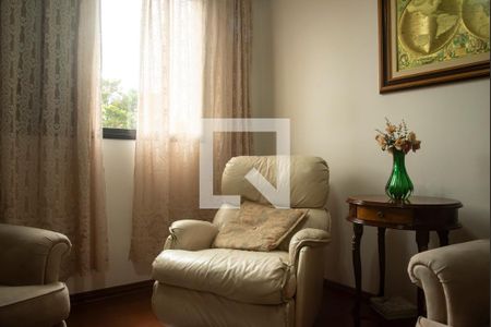 Apartamento à venda com 124m², 4 quartos e 3 vagasQuarto 2