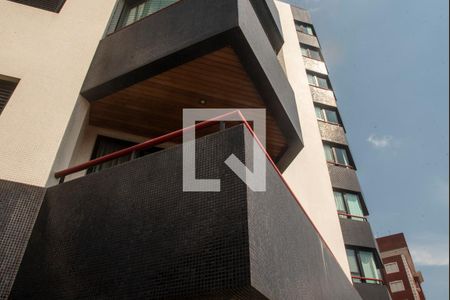 Apartamento à venda com 124m², 4 quartos e 3 vagasVista externa da varanda da sala