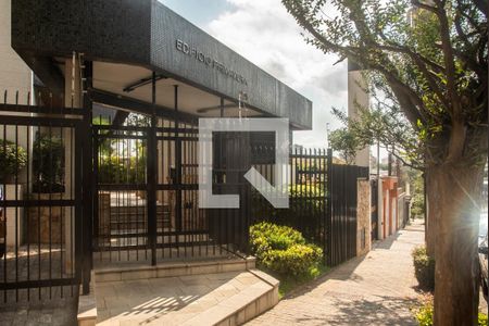 Apartamento à venda com 124m², 4 quartos e 3 vagasFachada