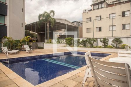 Apartamento à venda com 124m², 4 quartos e 3 vagasÁrea comum - Piscina