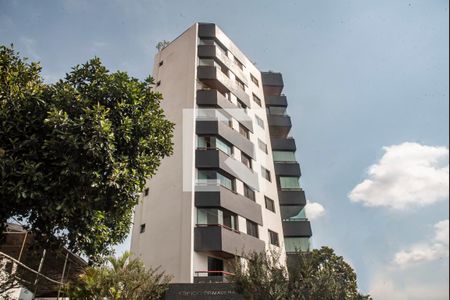 Apartamento à venda com 124m², 4 quartos e 3 vagasFachada