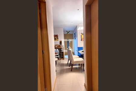 Apartamento à venda com 72m², 2 quartos e 1 vaga