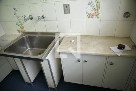 Casa à venda com 200m², 3 quartos e 4 vagasÁrea de Serviço