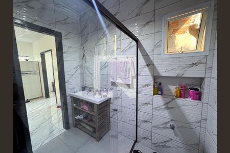 Casa à venda com 124m², 3 quartos e 2 vagas Casa à venda com 124m², 3 quartos e 2 vagasbanheiro