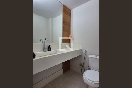 Apartamento à venda com 180m², 3 quartos e 2 vagasLavabo