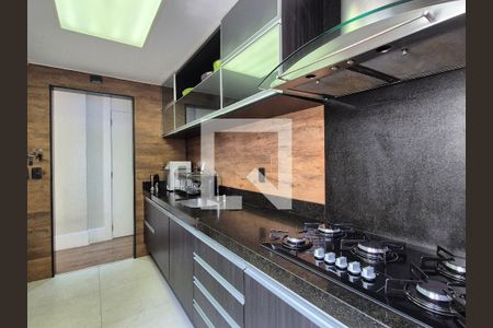 Apartamento à venda com 180m², 3 quartos e 2 vagasCozinha