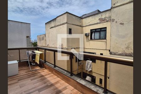 Apartamento à venda com 180m², 3 quartos e 2 vagasBanheiro da Suite 2