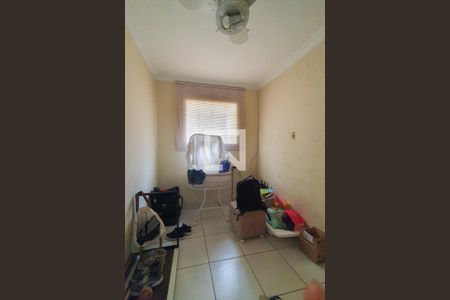 Casa à venda com 232m², 3 quartos e 2 vagas Casa à venda com 232m², 3 quartos e 2 vagasQuarto de Serviço