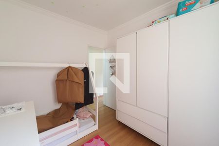 Casa à venda com 232m², 3 quartos e 2 vagas Casa à venda com 232m², 3 quartos e 2 vagasQuarto 2