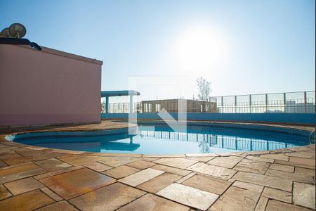 Apartamento à venda com 102m², 2 quartos e sem vaga Apartamento à venda com 102m², 2 quartos e sem vagaÁrea comum - Piscina