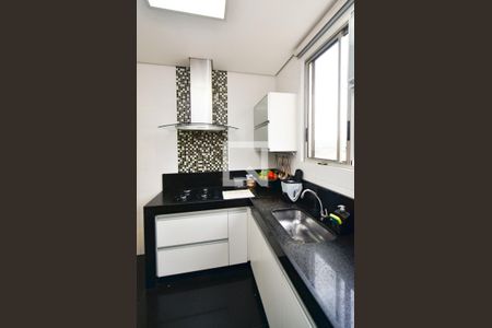 Apartamento à venda com 170m², 3 quartos e 2 vagasCozinha