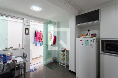 Apartamento à venda com 138m², 3 quartos e 2 vagas Apartamento à venda com 138m², 3 quartos e 2 vagasCozinha