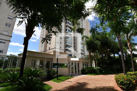 Apartamento à venda com 136m², 3 quartos e 2 vagasFachada e portaria