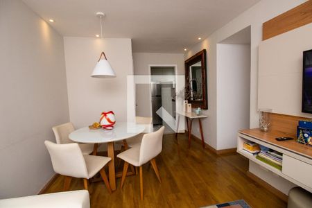 Sala de apartamento para alugar com 3 quartos, 75m² em Recreio dos Bandeirantes, Rio de Janeiro