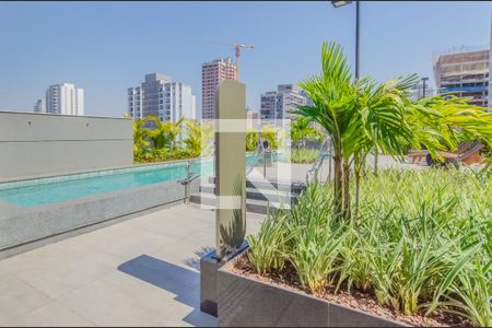 Studio para alugar com 20m², 1 quarto e sem vaga Studio para alugar com 20m², 1 quarto e sem vagaÁrea comum - Piscina