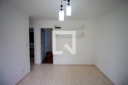 Sala de apartamento para alugar com 2 quartos, 53m² em Conjunto Residencial José Bonifácio, São Paulo