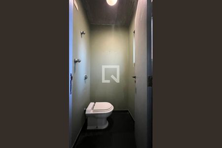 Casa à venda com 450m², 4 quartos e 4 vagas Casa à venda com 450m², 4 quartos e 4 vagasLavabo