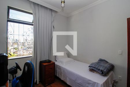 Casa à venda com 300m², 5 quartos e 2 vagas Casa à venda com 300m², 5 quartos e 2 vagasQuarto 1