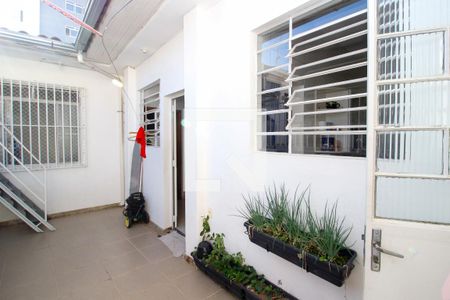 Casa à venda com 300m², 5 quartos e 2 vagas Casa à venda com 300m², 5 quartos e 2 vagasLavanderia