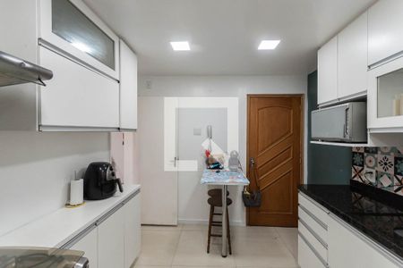 Apartamento à venda com 68m², 2 quartos e 1 vagaCozinha