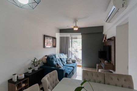 Apartamento à venda com 68m², 2 quartos e 1 vagaSala