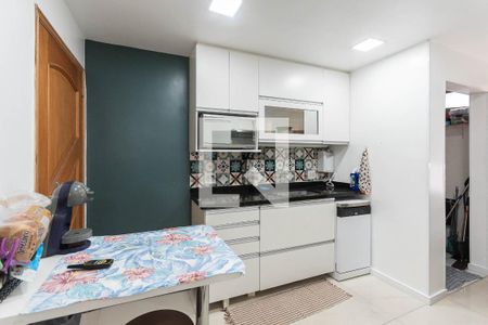 Apartamento à venda com 68m², 2 quartos e 1 vagaCozinha