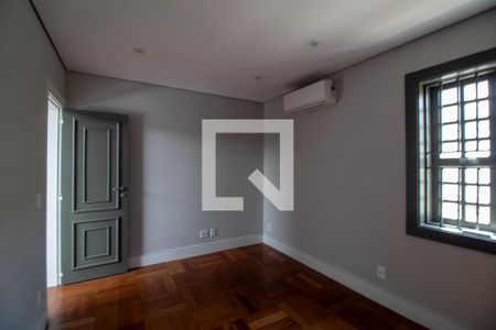 Casa à venda com 450m², 5 quartos e 3 vagasEscritório