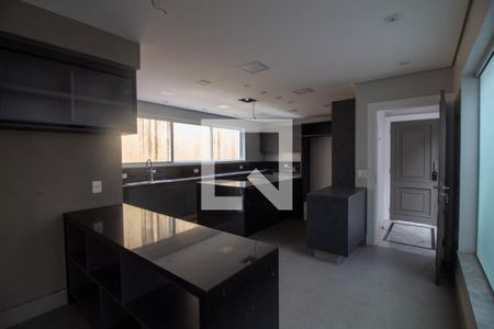 Casa à venda com 450m², 5 quartos e 3 vagasCozinha