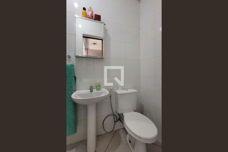 Casa à venda com 398m², 4 quartos e 7 vagasBanheiro de Serviço 2