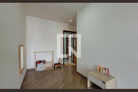 Casa à venda com 398m², 4 quartos e 7 vagasQuarto 2