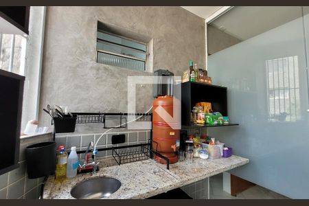 Casa à venda com 398m², 4 quartos e 7 vagasCozinha 2