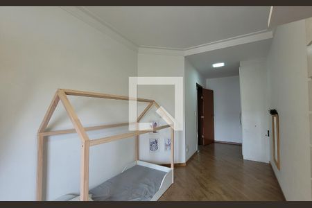Casa à venda com 398m², 4 quartos e 7 vagasQuarto