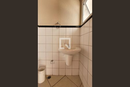 Casa à venda com 398m², 4 quartos e 7 vagasBanheiro de Serviço