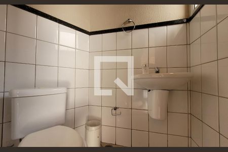 Casa à venda com 398m², 4 quartos e 7 vagasBanheiro de Serviço