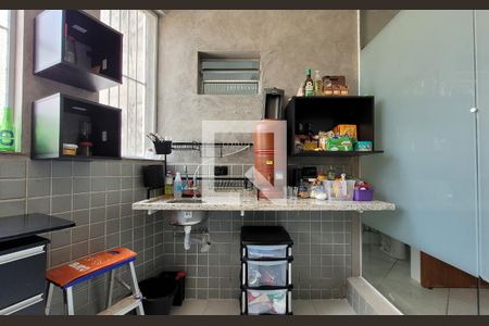 Casa à venda com 398m², 4 quartos e 7 vagasCozinha 2