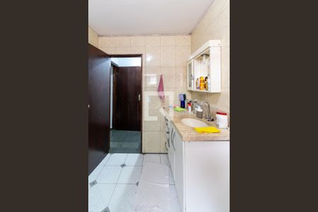 Casa à venda com 350m², 4 quartos e 4 vagasBanheiro da Suíte