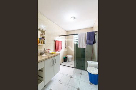 Casa à venda com 350m², 4 quartos e 4 vagasBanheiro da Suíte