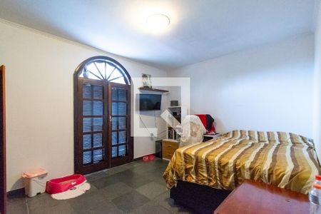 Casa à venda com 350m², 4 quartos e 4 vagasQuarto 2