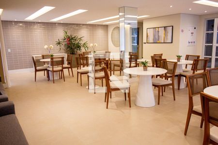 Apartamento para alugar com 37m², 1 quarto e 1 vaga Apartamento para alugar com 37m², 1 quarto e 1 vagaÁrea comum - Salão de festas